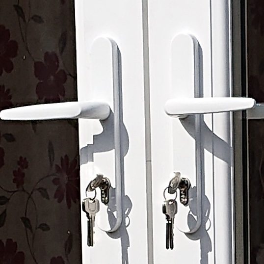 R Davies Glazing Services offer high quality Upvc window and door repairs in Tywyn Gwynedd High quality Upvc window and door repair service with guaranteed parts